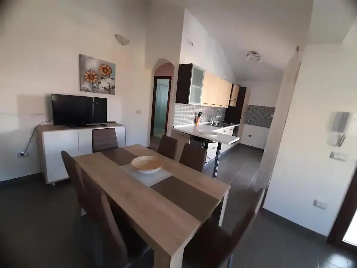 Beautiful Holiday Home Lotzorai Apartament