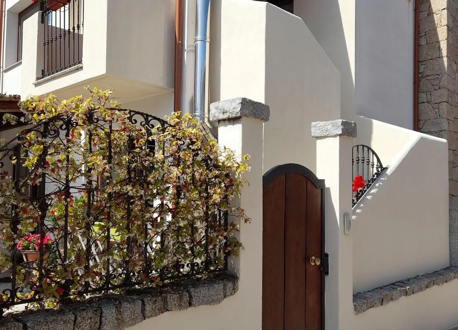 Beautiful Holiday Home Lotzorai